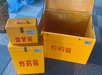 富民玻璃雷管箱生产标准全解析：安全、性能与合规的基石